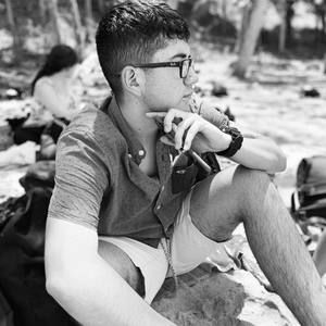 Meet your Posher, Cesar